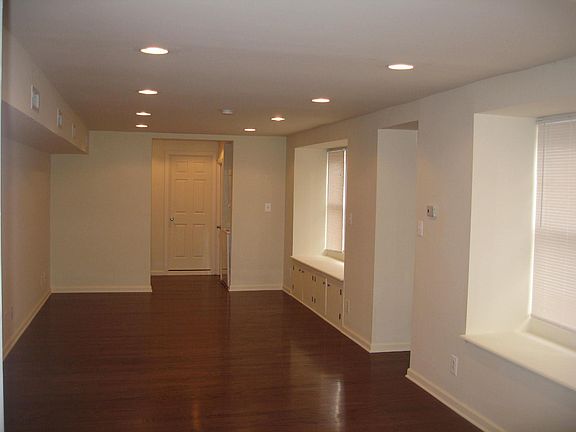 2nd image of 845 N 21st St APT 1
