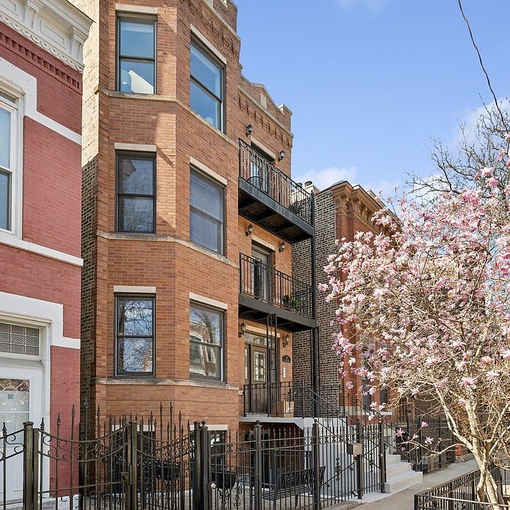 1st image of 924 N Wolcott Ave APT 2