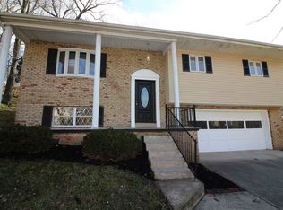 331 Oakmont Dr, Poca, WV 25159