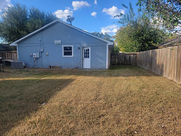 5th image of 3607 Claverton Dr