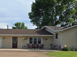 2504 3rd Ave, Mountain Lake, MN 56159