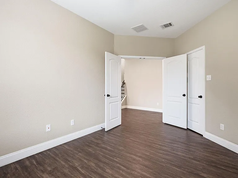 2950 E Old Settlers Blvd #29 — Photo 18