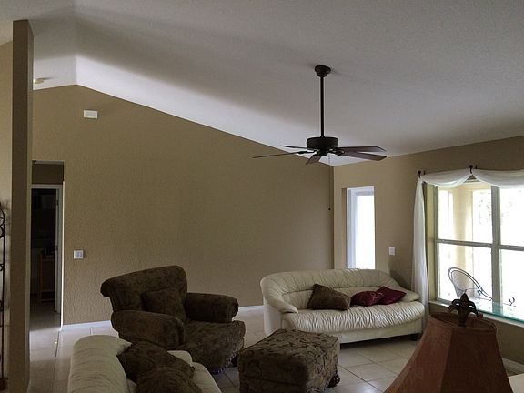 3rd image of 4196 Skyway Ave