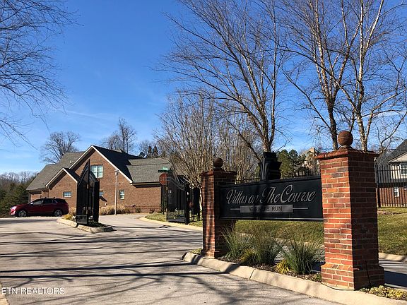 2nd image of 11 Royal Troon Cir