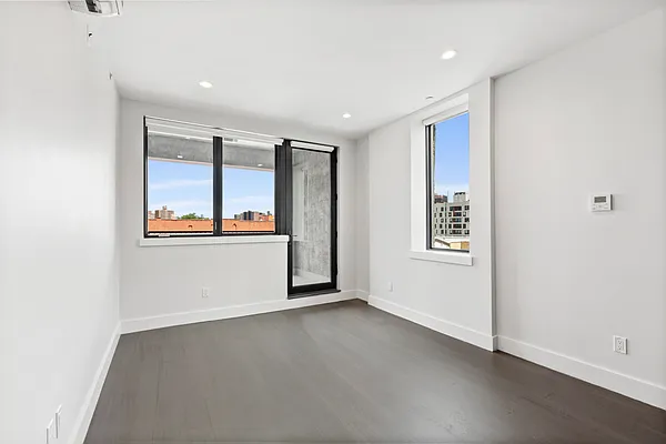 Rented by Corcoran | media 27