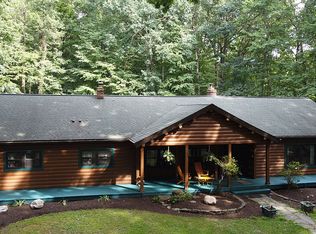 17 Koeck Rd, Columbia, NJ 07832