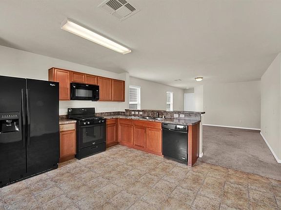 3rd image of 2622 Skyview Silver Dr