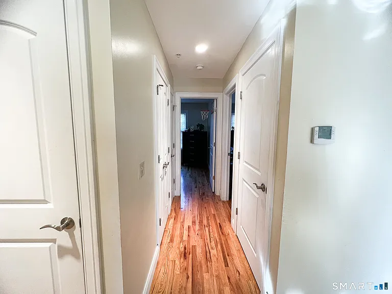 1556 New Haven Ave #2 — Photo 6