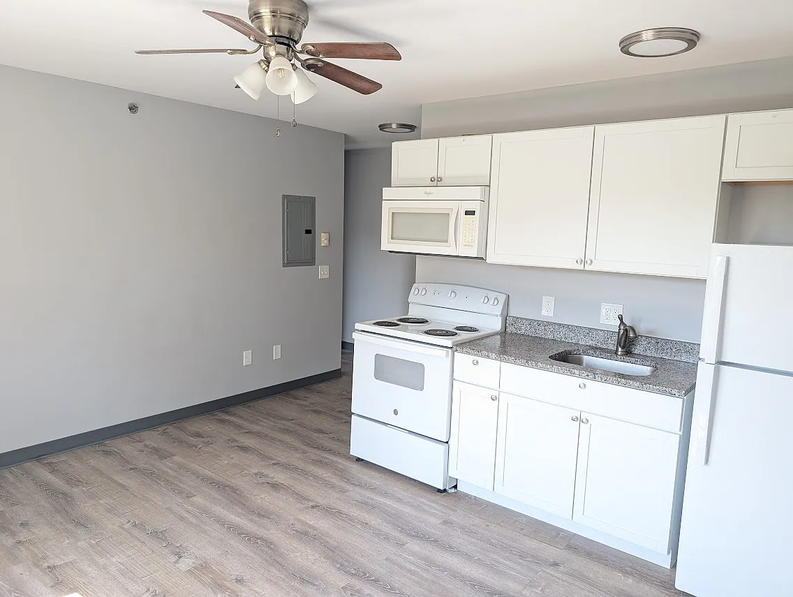 2 bed, $1,250 — Photo 2