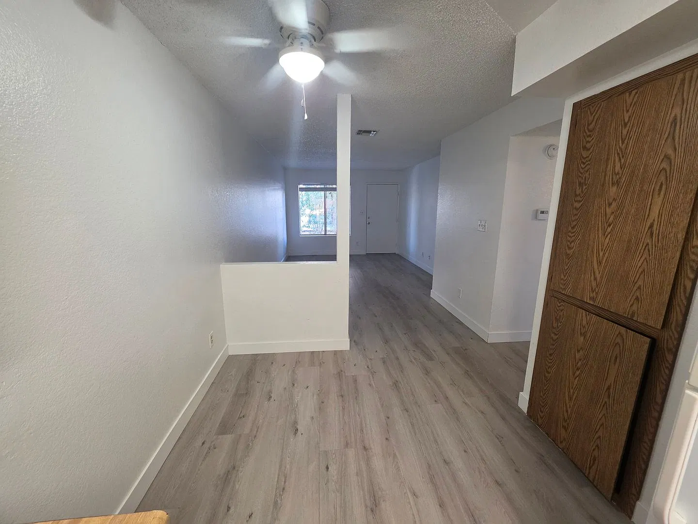 793 Baseline Road *W* — Photo 3