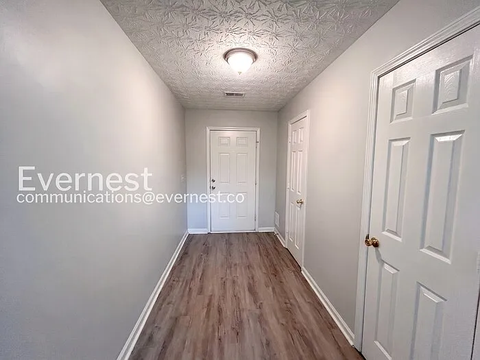5604 Windfall Ln — Photo 18