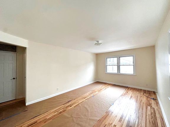 4th image of 215-26 23rd Ave #1B