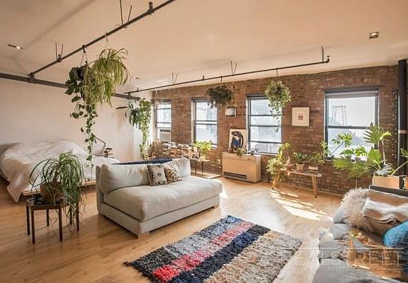 4th image of 337 Kent Ave APT 3D