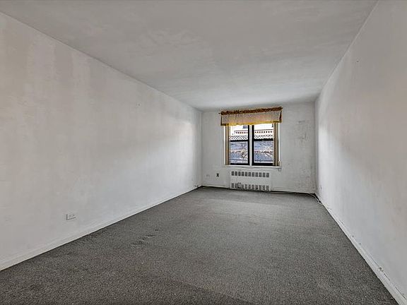 3rd image of 9040 Fort Hamilton Pkwy APT 1L