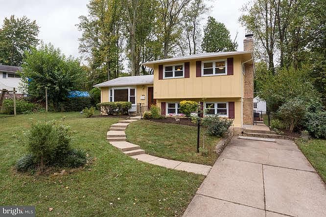 1st image of 4505 Weyburn Dr