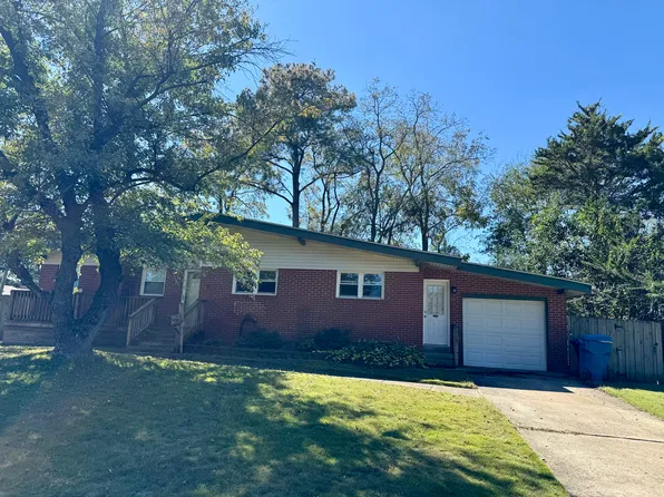 841 Rockwell Ln, Virginia Beach, VA 23455