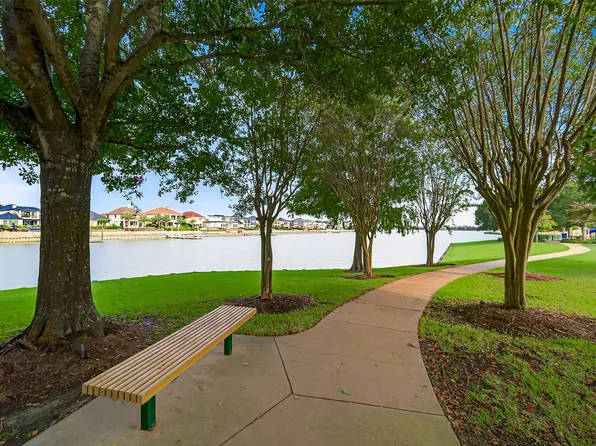 2383 Indigo Harbour Ln, League City, TX 77573