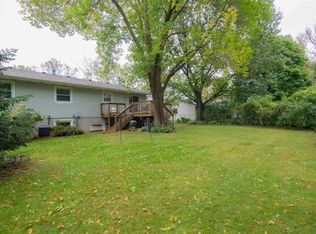 2919 56th Street Ct, Moline, IL 61265