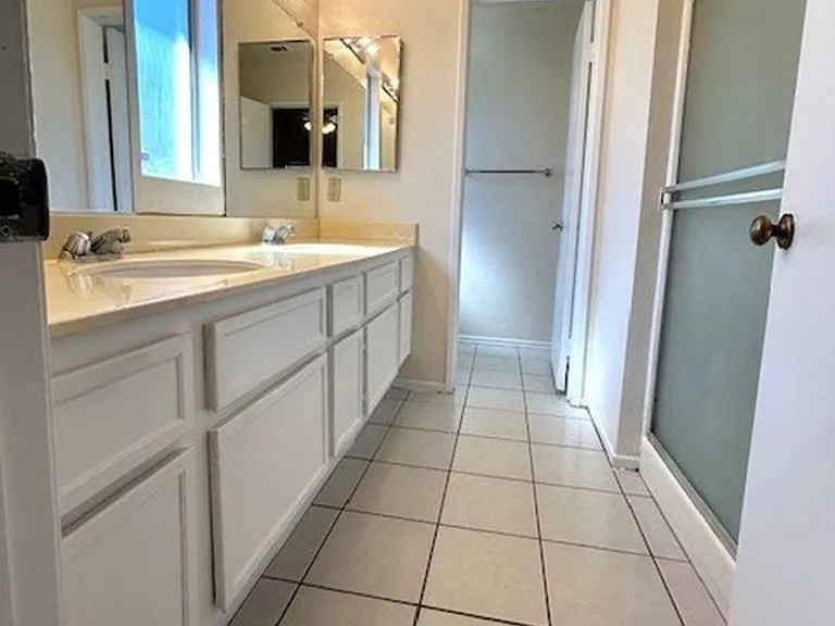 668 Kesha Ct — Photo 9