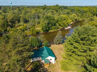 6825 Riverside Rd, Evart, MI 49631