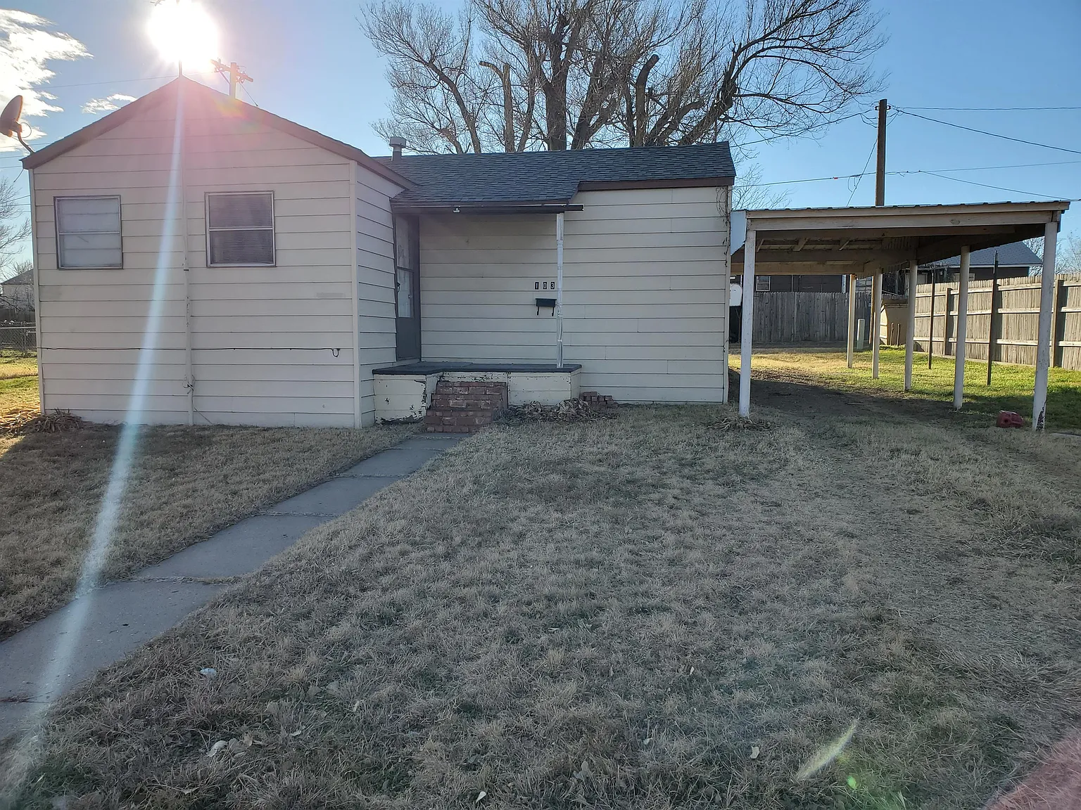 103 Estireno Street - 1 — Photo 1