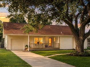 2756 66th St, Port Arthur, TX 77640