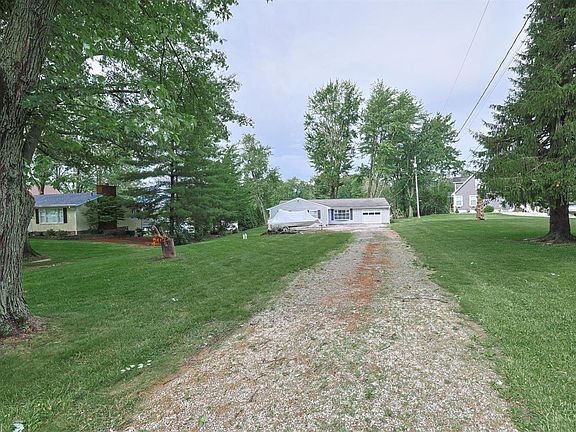 2nd image of 118 Munster Dr