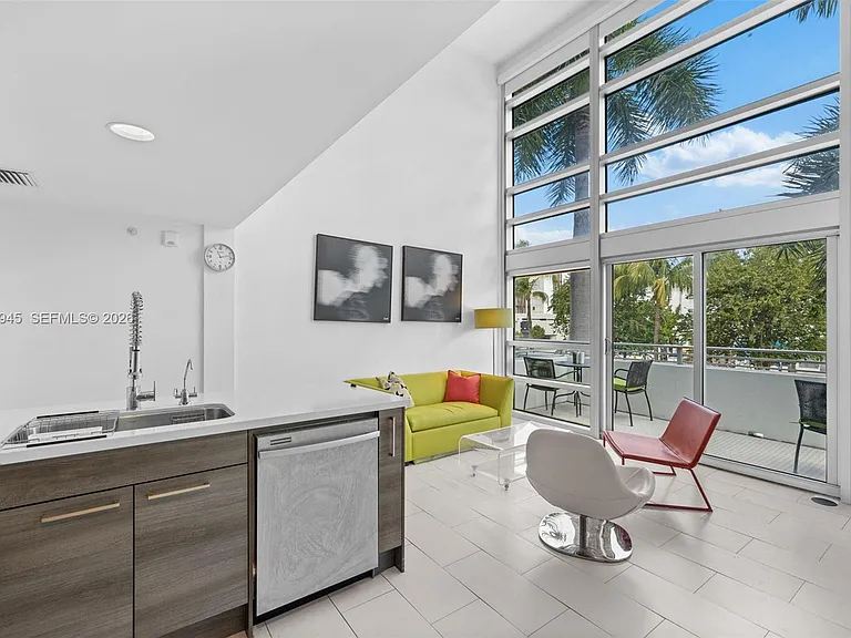 421 Meridian Ave #6 — Photo 9