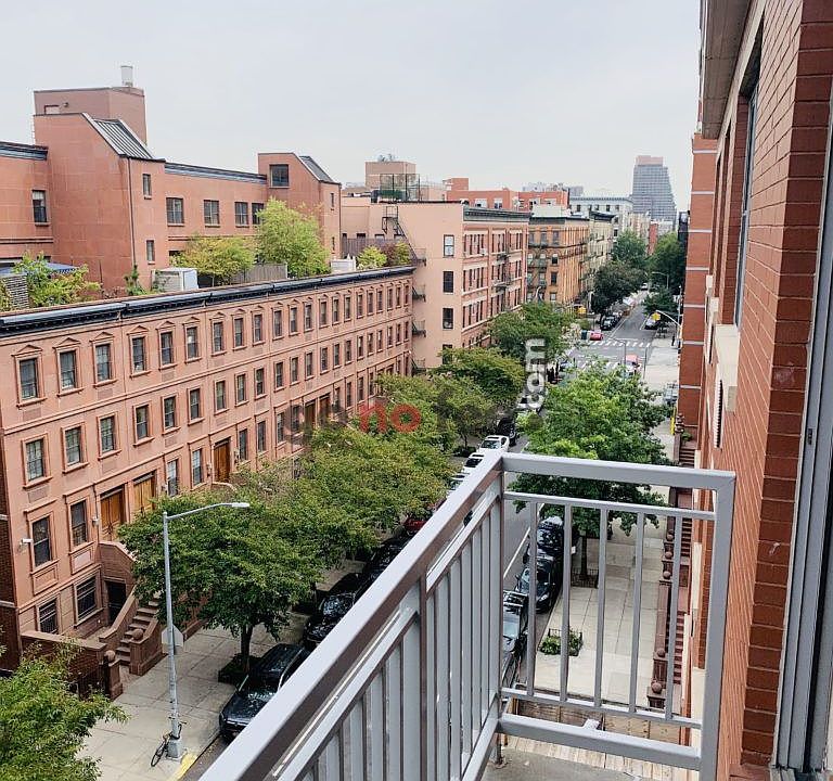 1st image of 444 Manhattan Ave APT 6L