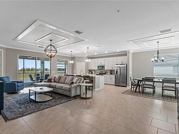 4th image of 6044 Ellerston Way #1422