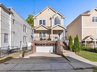 547 S 11th Avenue, Mount Vernon, NY 10550