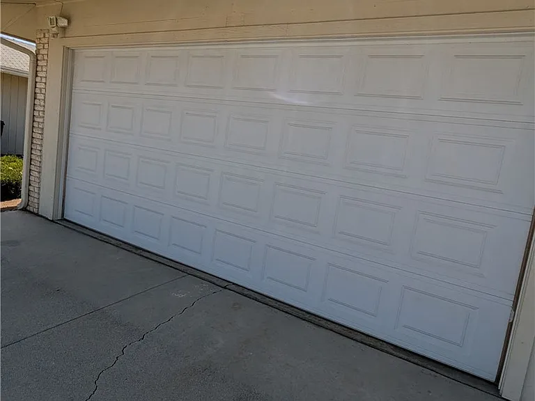 28101 Grosse Point Dr — Photo 3