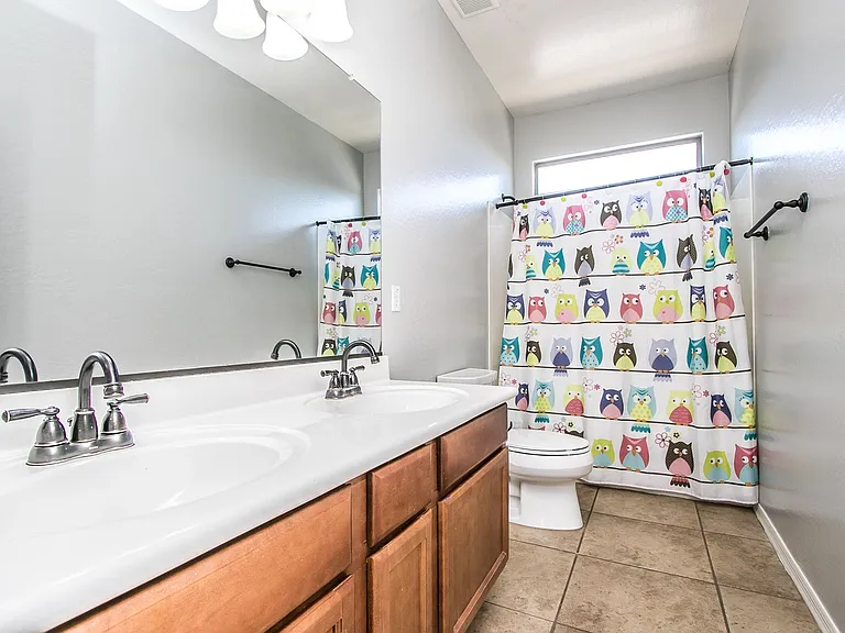 363 W Lantana Pl — Photo 22