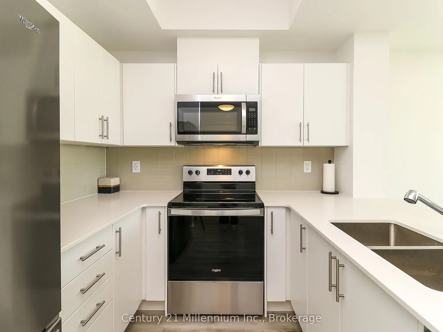 1 bed, $2,100 — Photo 4