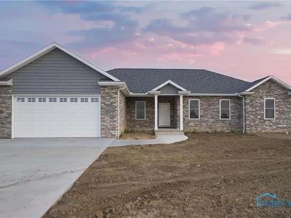 115 Couchot Ln, Van Buren, OH 45889