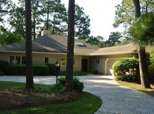 16 Hickory Knoll Pl, Hilton Head Island, SC 29926