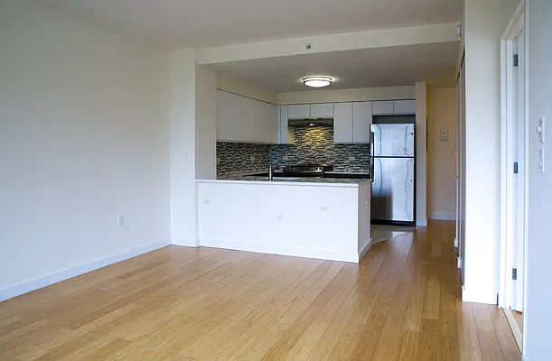 Rented by Kahen Properties | media 10