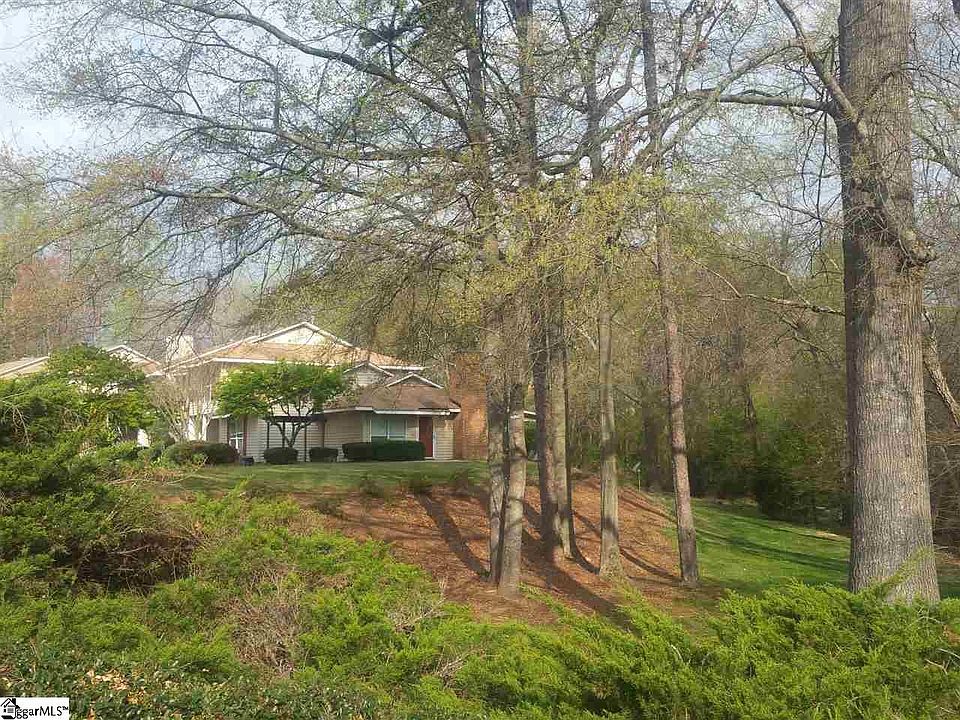 2nd image of 309 Miller Rd Unit 1