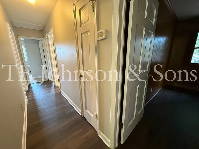 2722 Winslow Ln — Photo 26
