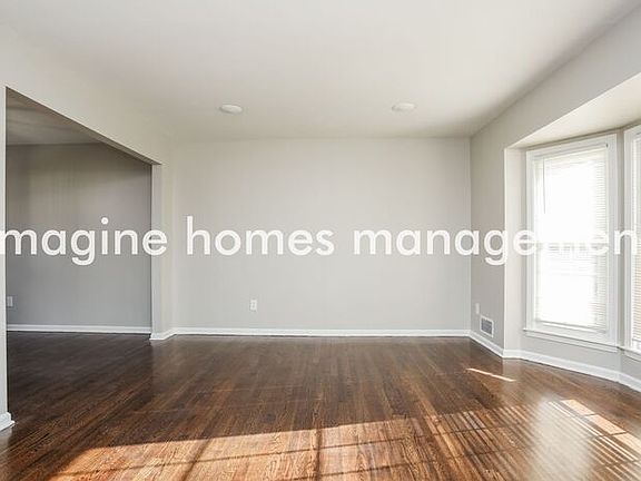 4th image of 9411 Moody Park Dr