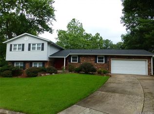 2328 Fontaine Dr, Alton, IL