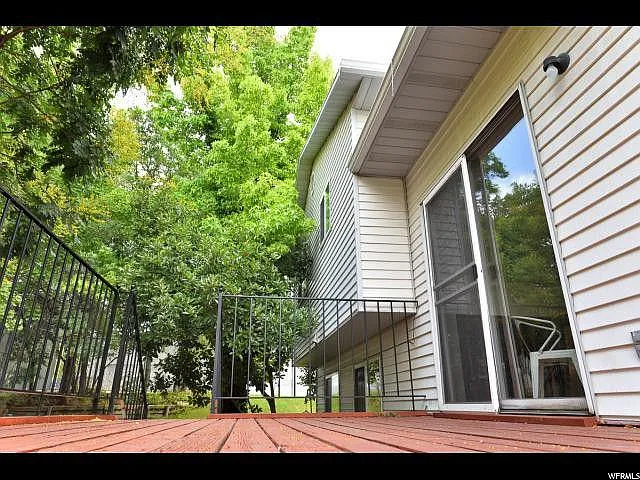 1043 E Eagle Bend Rd — Photo 22