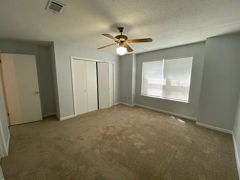 169 Wright Cir — Photo 13