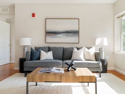 1 Finch St, Mattapan, MA, 02126