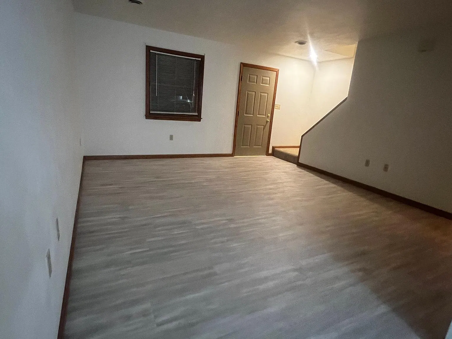 304 Skoloda Ln — Photo 2