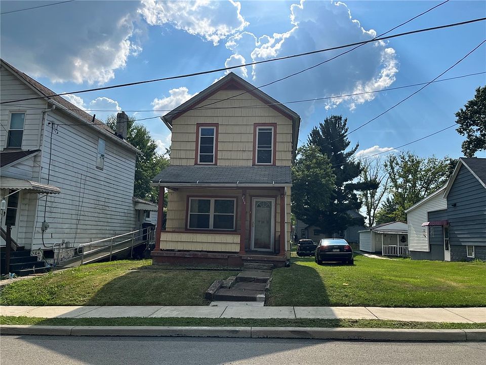 1st image of 922 Emerson Ave