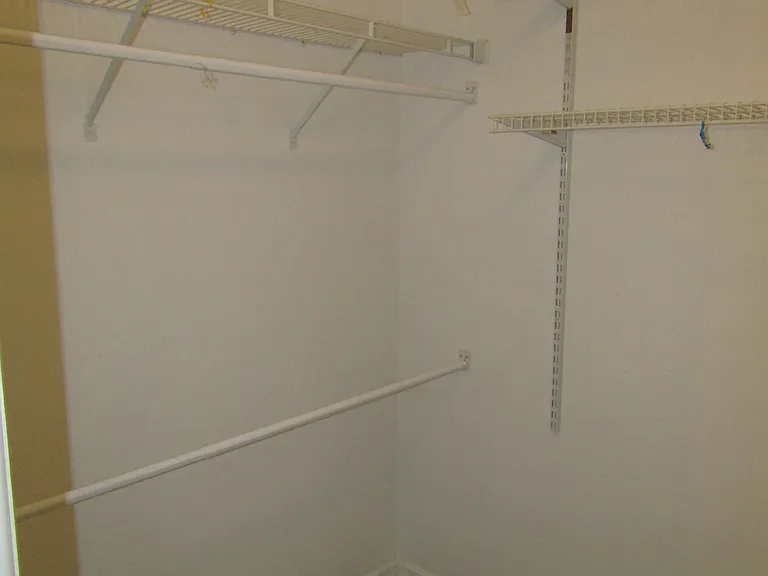 2624 Valencia Rd — Photo 22