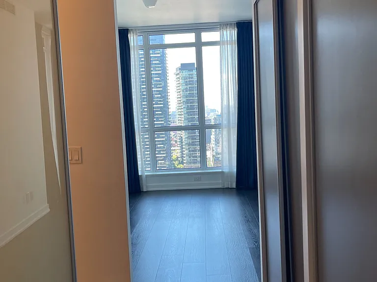 199 Richmond St W #2706 — Photo 10