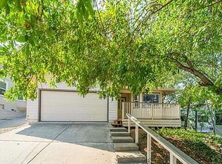 1582 Olive Ave, Redding, CA 96001