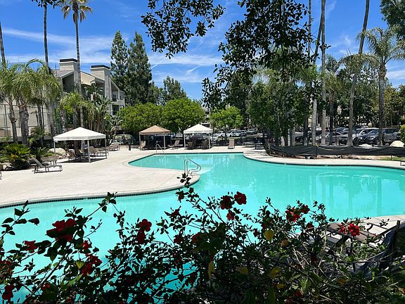 2nd image of 5515 Canoga Ave APT 326